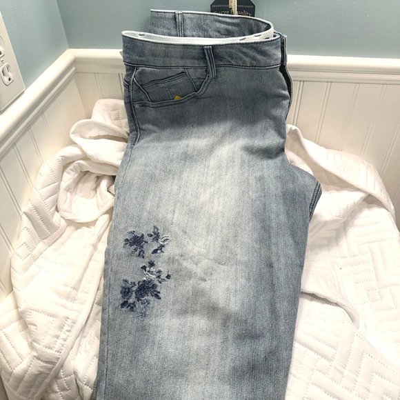 DEMOCRACY Size 22 Plus Ab Solution Girlfriend Ankle Jeans - Picture 9 of 12